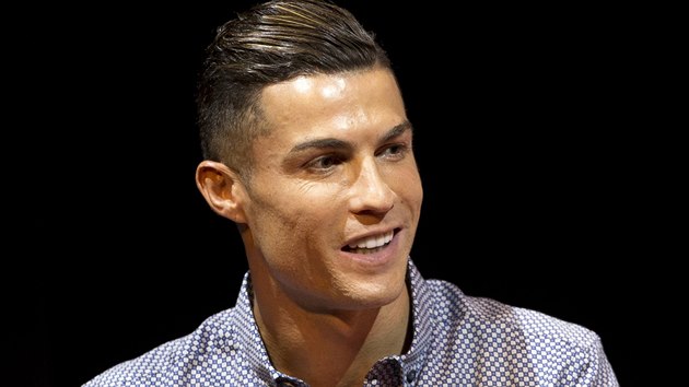 Cristiano Ronaldo v televiznm debat pr dn ped startem novho ronku italsk ligy.