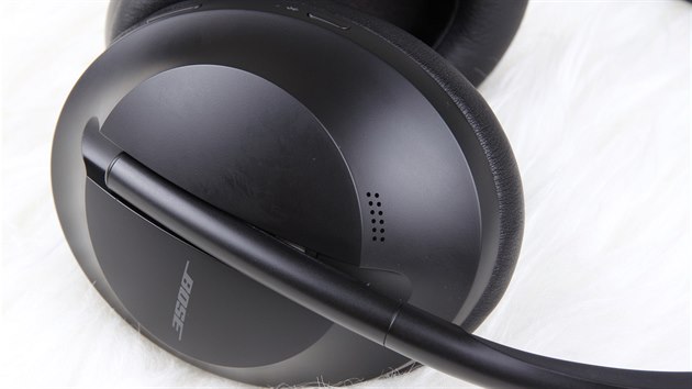 Bose Noise Cancelling Headphones 700