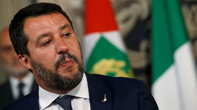 Matteo Salvini ped novini po schzce s prezidentem Sergiem Mattarellou v m. (28.8.2019)