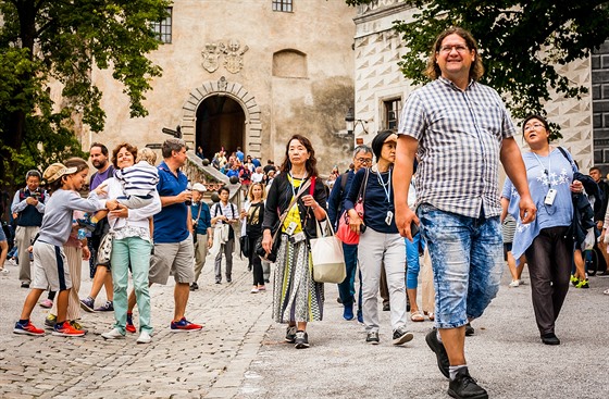 eský Krumlov je plný turist.