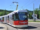 K je�t�dsk�mu are�lu zaj�d� tramvaj.