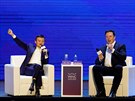 Elon Musk a Jack Ma na Světové konferenci o umělé inteligenci v Šanghaji, 29....