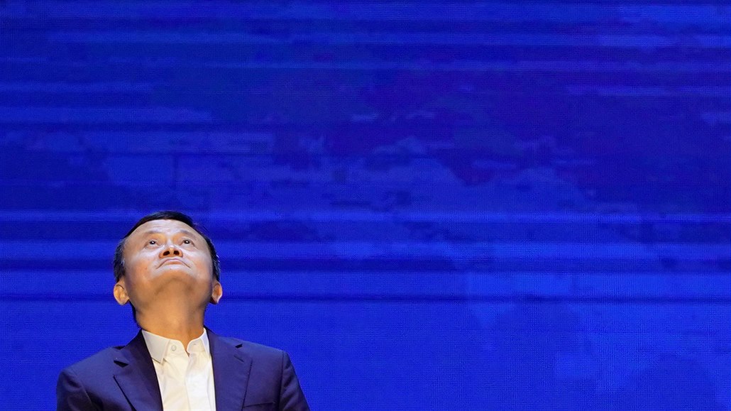 Zakladatel firmy Alibaba Jack Ma na konferenci v Šanghaji.