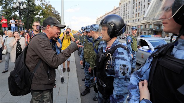 V rusk metropoli v sobotu tisce lid opt demonstruj za svobodn volby. (31. srpna 2019)