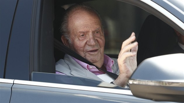 Bval panlsk krl Juan Carlos I. opout nkolik dn po operaci srdce nemocnici Quiron Hospital. (Madrid, 31. srpna 2019)
