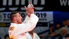 Lukáš Krpálek slaví vítězství ve čtvrtfinále mistrovství světa.