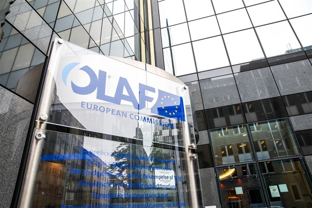 Vláda bude jednat o prolomení bankovního tajemství kvůli šetřením OLAF