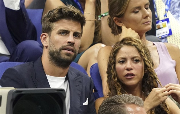 Shakira oficiálně potvrdila rozchod s fotbalistou Gerardem Piquéem