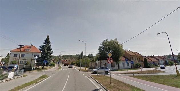 Opravovat se bude spojnice Sokolovské ulice a ulice 1. máje.