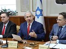 Izraelský premiér Benjamin Netanjahu referoval na schzi vlády o své cest do...