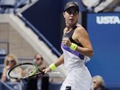 Belinda Bencicová ze výcarska se povzbuzuje ve tvrtfinále US Open.