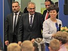 Prezident Milo Zeman s manelkou Ivanou zahjili nov koln rok na Zkladn...