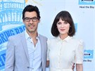 Jacob Pechenik a  Zooey Deschanelová (Santa Monica, 17. kvtna 2018)