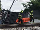 U trati v Uhínvsi  se stetl kamion s vlakem (6. 9. 2019)