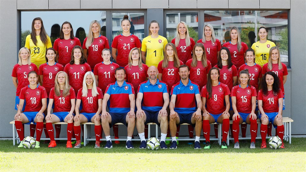 Česká fotbalová reprezentace žen