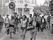 Běh ulicí Politických vězňů v Praze v květnu roku 1989