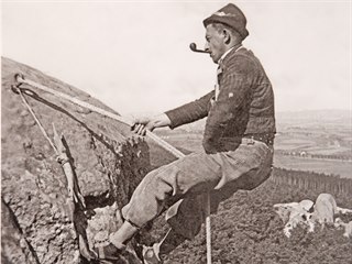 V turnovském muzeu slavnostně otevřeli expozici věnovanou horolezectví. Na...