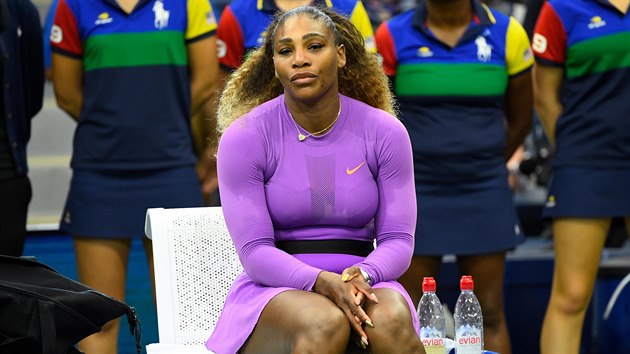 Serena Williamsov prohrla tvrt grandslamov finle v ad.