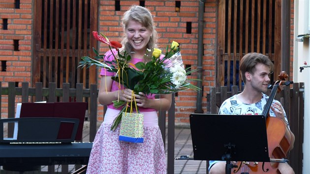 Absolventka gymnzia Pavlna afkov ti roky ptrala po osudech popravench student.