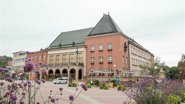 Budova radnice na náměstí Míru ve Zlíně