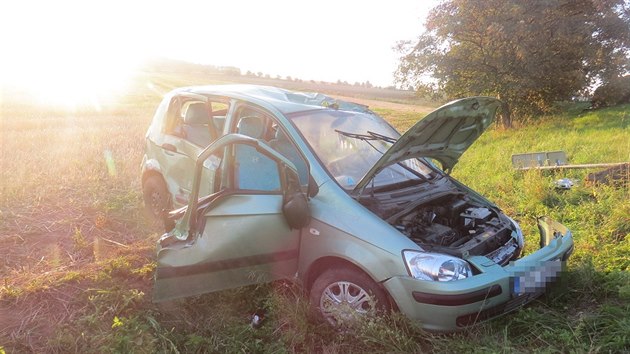 Nehoda dvou aut u Milovic na Jinsku (5. 9. 2019)