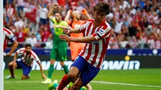 Joao Felix z Atlética Madrid slaví svou trefu do sít� Eibaru.