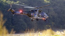 U obce Kuroslepy na Třebíčsku se zřítil britský vojenský vrtulník během...