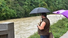 Vydatné de�t� zvedly hladinu Vsetínské Be�vy.