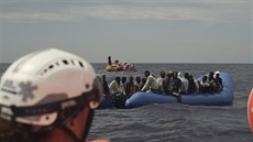 Pevzetí migrant za hranicí libyjských teritoriálních vod (8. srpna 2019)