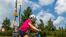 Na elektrokole se dají v Krkono�ích urazit i desítky kilometr� (1. 9. 2019).