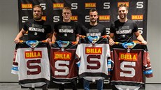 Sparťanští hokejisté (zleva) Adam Polášek, Miroslav Forman, Michal Řepík a...