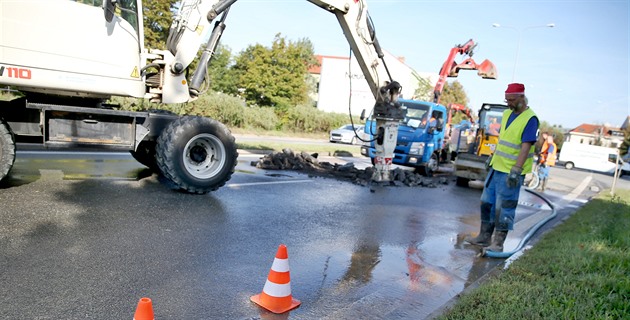 Důležitou tepnu v Brně na rok zúží, v okolí už jsou přitom dvě velké stavby