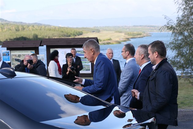 Premiér Andrej Babi (ANO) s ministry na návtv Ústeckého kraje. (18. 9. 2019)