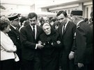 Poheb obtí leteckého netstí u Nice v roce 1968