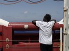 Migranti na humanitární lodi Ocean Viking. (10. záí 2019)