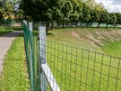Nov plotu kolem stadionu FK Olympie v Tn nad Vltavou byl postaven bez...