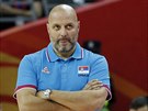 Rozladný srbský trenér Saa Djordjevi ve tvrtfinále mistrovství svta.