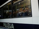 Malta pevzala 90 migrant, které v jejích vodách zachránily italské lod