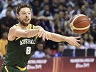 Australský rozehráva Matthew Dellavedova