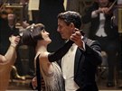 Michelle Dockery a Matthew Goode ve filmu Panství Downton (2019)