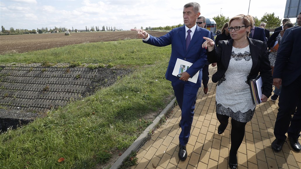 O vládní čtvrti se s primátorem nedá jednat, říká Babiš. Osloví radní