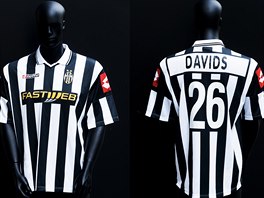 EDGAR DAVIDS (Juventus). Neúnavný holandský záložník, tvrďák, kterému...