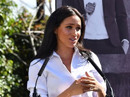 Vévodkyně Meghan se po mateřské vrátila do práce, měla šperky po Dianě -  iDNES.cz