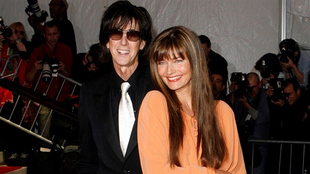 Hudebnk Ric Ocasek s manelkou Pavlnou Pozkovou na snmku z roku 2009