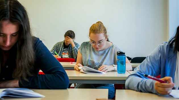 Letn koly slovanskch studi na Jihoesk univerzit v eskch Budjovicch se zastnili studenti z celho svta.