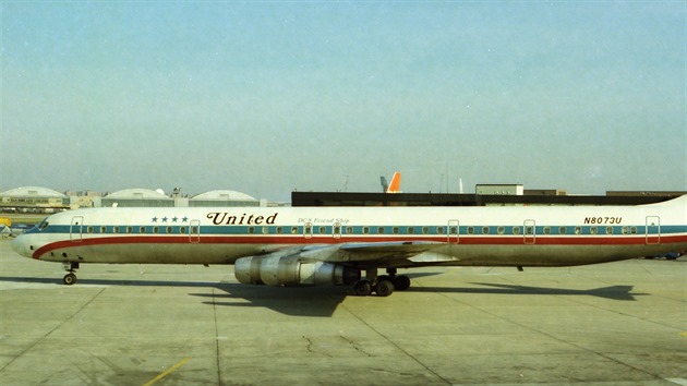 Douglas DC 8 spolenosti United