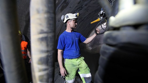 Tunel Deboreč se začal razit loni v prosinci a nyní je hotových 380 metrů z celkových 660. (10. září 2019)
