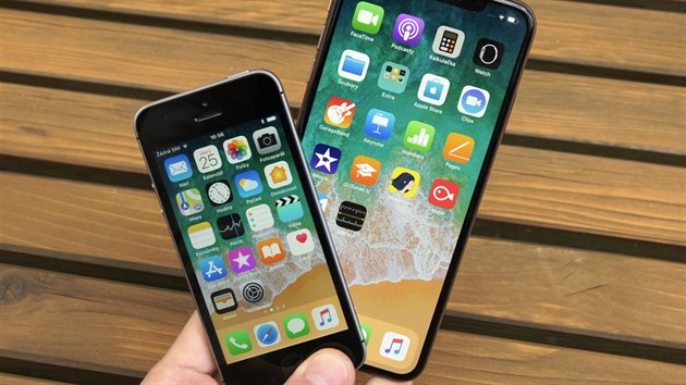 iPhone SE je proti loskmu XS Max opravdovm kolibkem