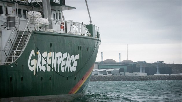 Lo Rainbow Warrior III ekologick organizace Greenpeace u pobe Nizozemska (16. 8. 2019)
