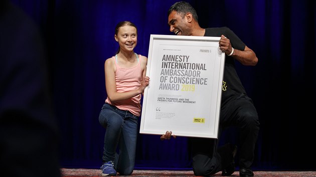 Švédská aktivistka Greta Thunbergová získala ve Washingtonu ocenění mezinárodní organizace Amnesty International (16. 9. 2019).